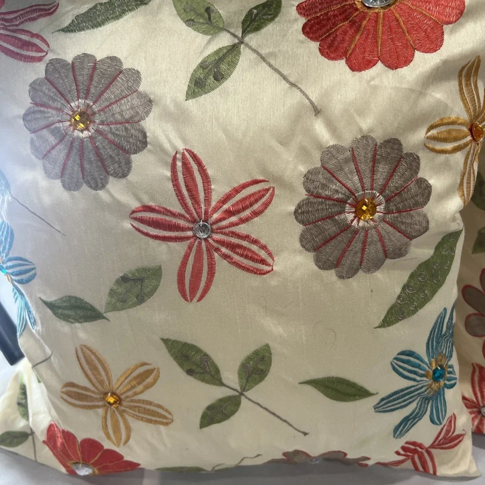 Jeweled Embroidered‎ 2 Pillows Decorative Warm Tone 15